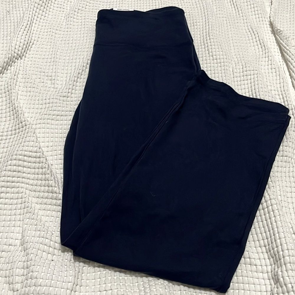 NWT- Style & Co. - 1X. Bootcut Active Legging